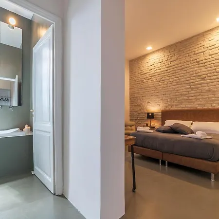 Iflat Esquilino Industrial Studio N.2 Apartment